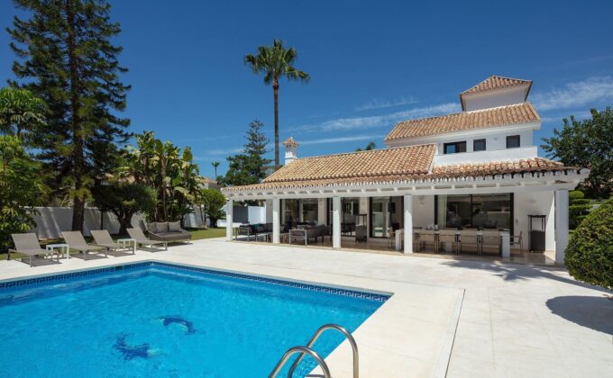 Paris 77 Villa: Luxury in Parcelas del Golf