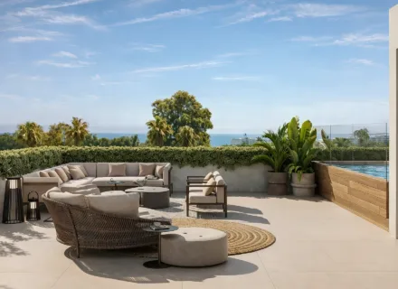 Luxury rooftop terrace with lounge and sea view pool at Alcántara del Mar Mile residence