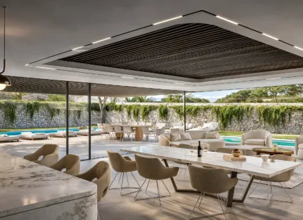 otwarta jadalnia i salon The Privilege Estepona z tarasem i basenem